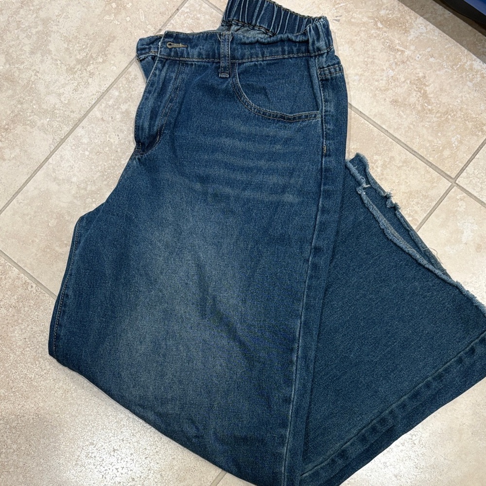 SHEIN Wide Leg Denim Jeans